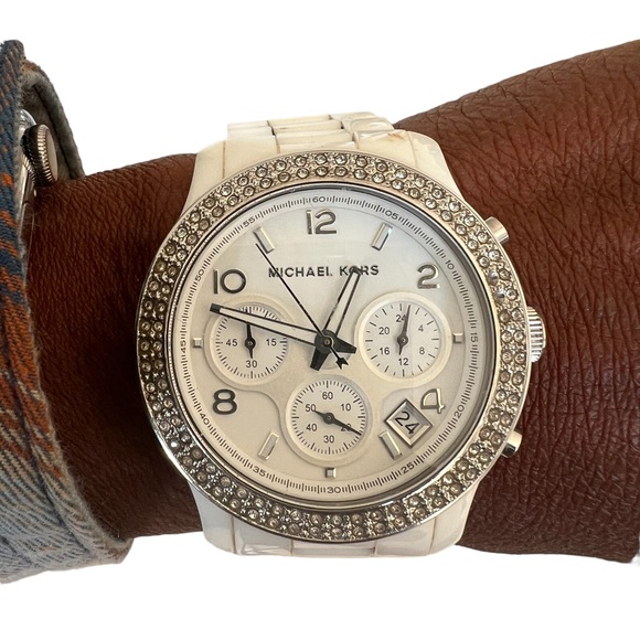 MICHAEL KORS ceramic case and bracelet, rhinestone Bezold face, watch White - Picture 1 of 8